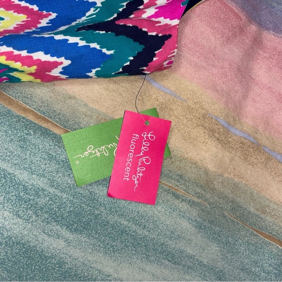 Lilly Pulitzer Hearts Flutter Multicolor Chevron Sleeveless Sheath Dress size - Picture 8 of 9